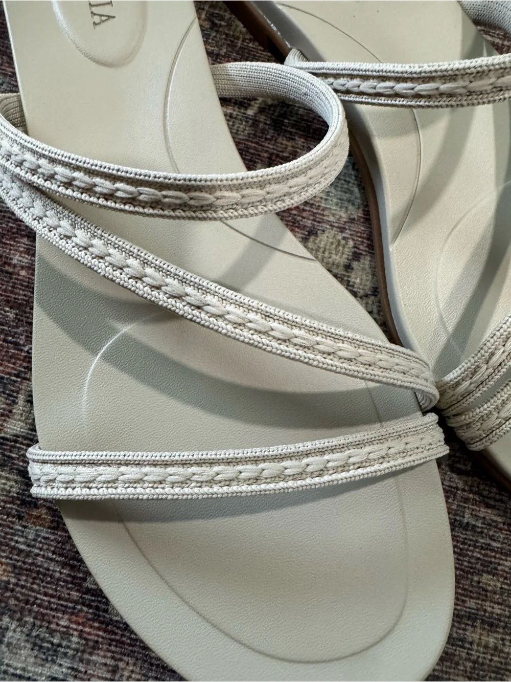 Vivaia Carla Round-Toe Flip-Flops Doeskin Rustic Cable 39 8 - Picture 6 of 10